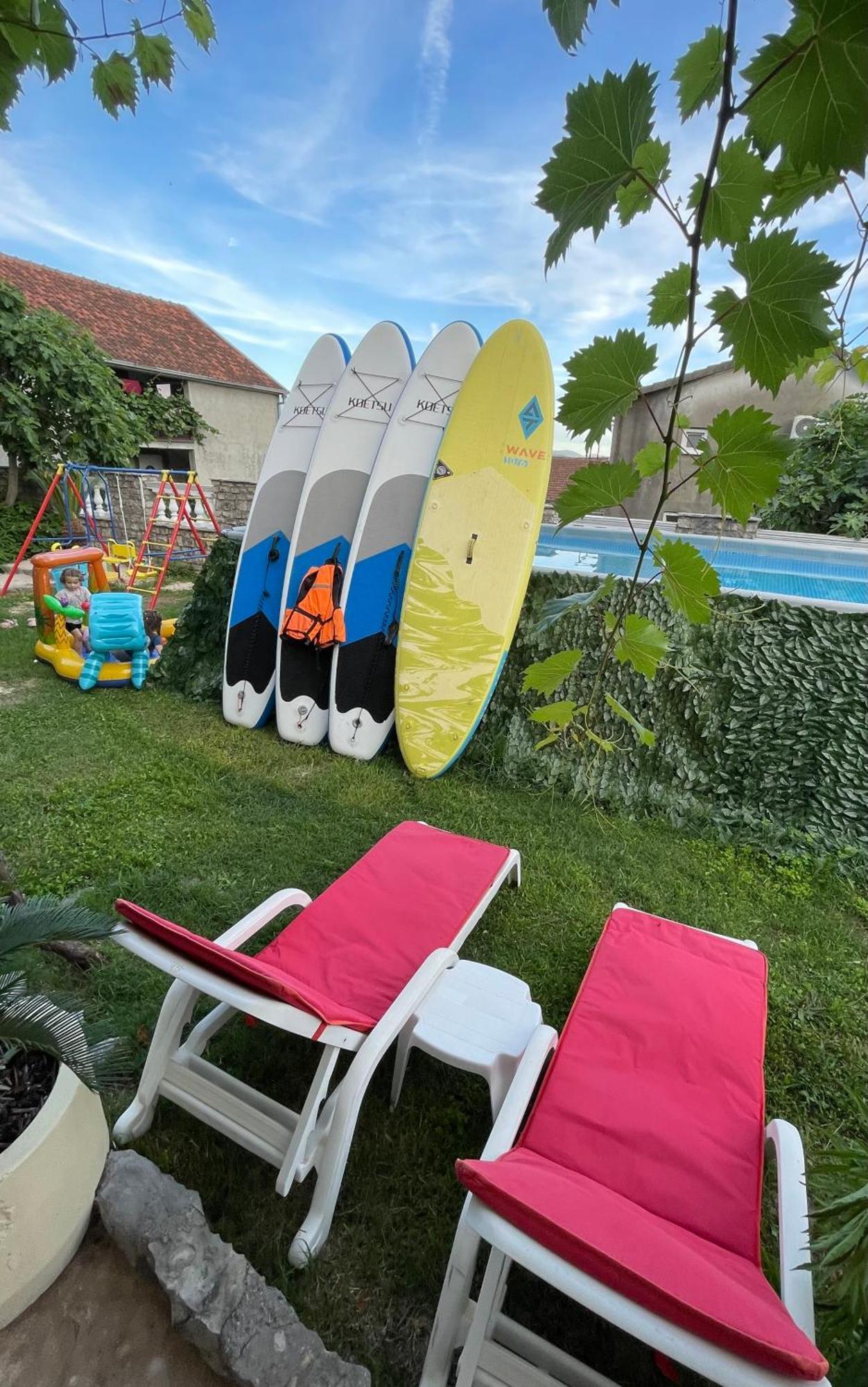 Family House With Pool & Sea View Aparthotel Bijela Eksteriør bilde